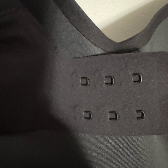 NWT Lululemon Hold True Bra - Picture 7 of 13
